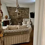 Bella's Rustic *