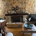 Bella's Rustic نافبليو