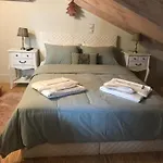 Bella's Rustic شقة نافبليو