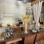 Bella's Rustic نافبليو