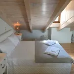 Bella's Rustic