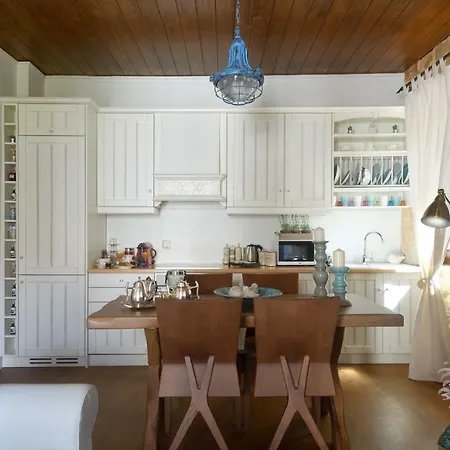 Bella's Rustic *