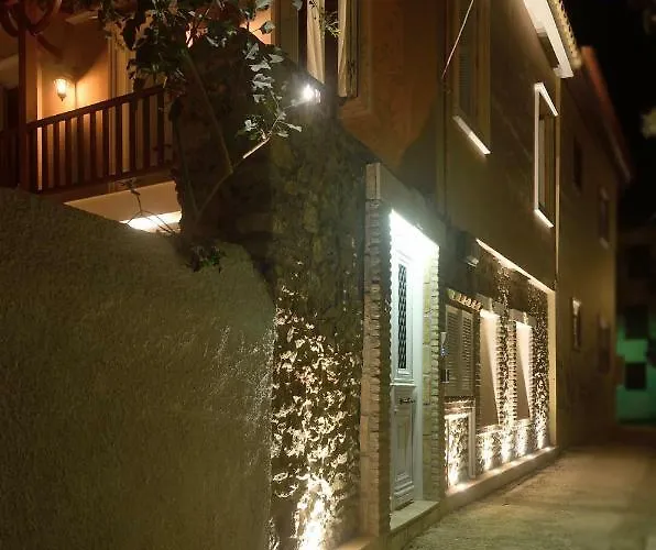 Bella's Rustic