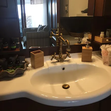 Bella's Rustic Apartamento