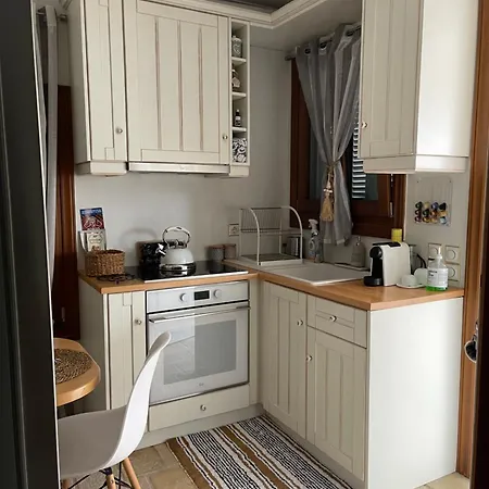 Apartment Place