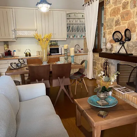 Bella's Rustic Apartament Nauplion