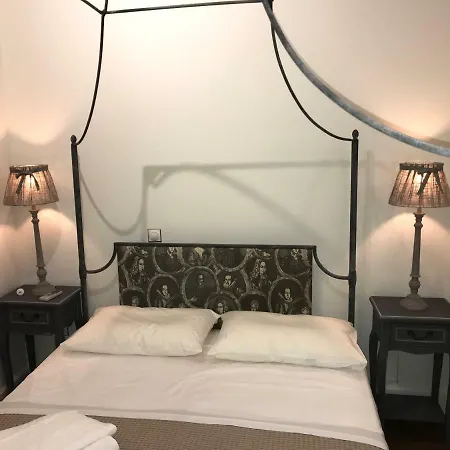 Bella's Rustic *