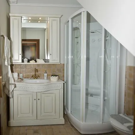 Bella's Rustic Nauplia