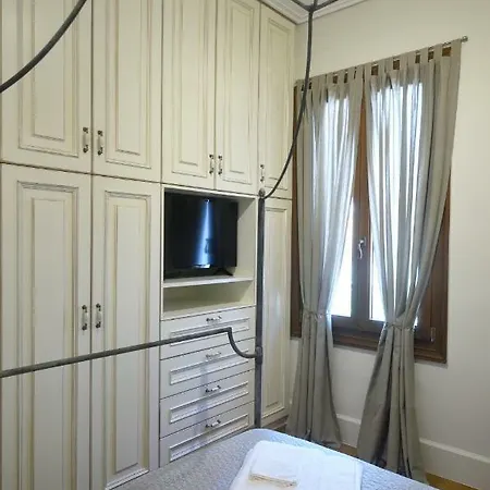 Bella's Rustic Apartamento *